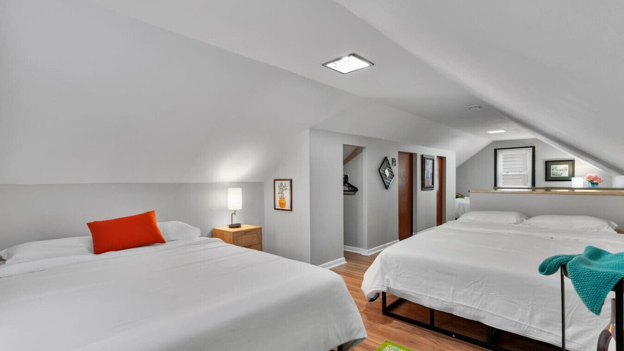 Photo of Bedroom in Southwest Garden