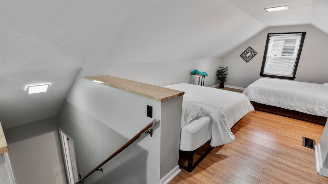 Photo of Bedroom in Southwest Garden