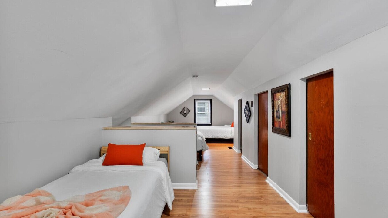 Photo of Bedroom in Southwest Garden