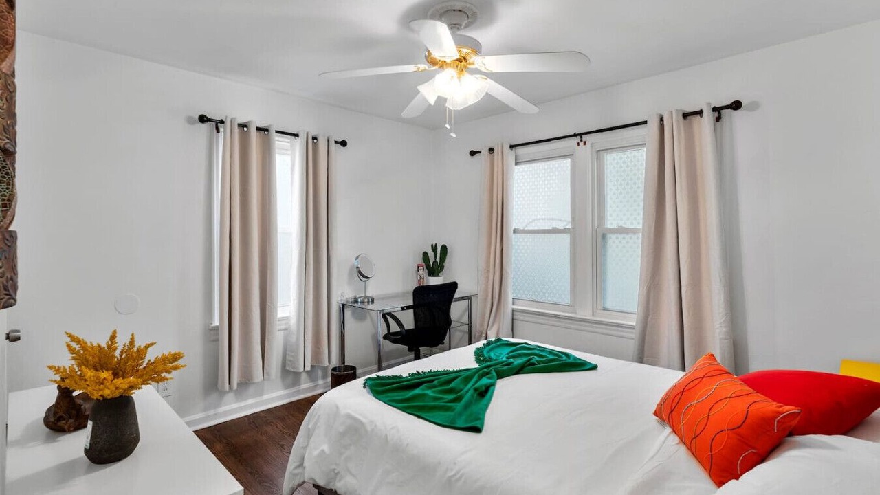 Photo of Bedroom in Southwest Garden