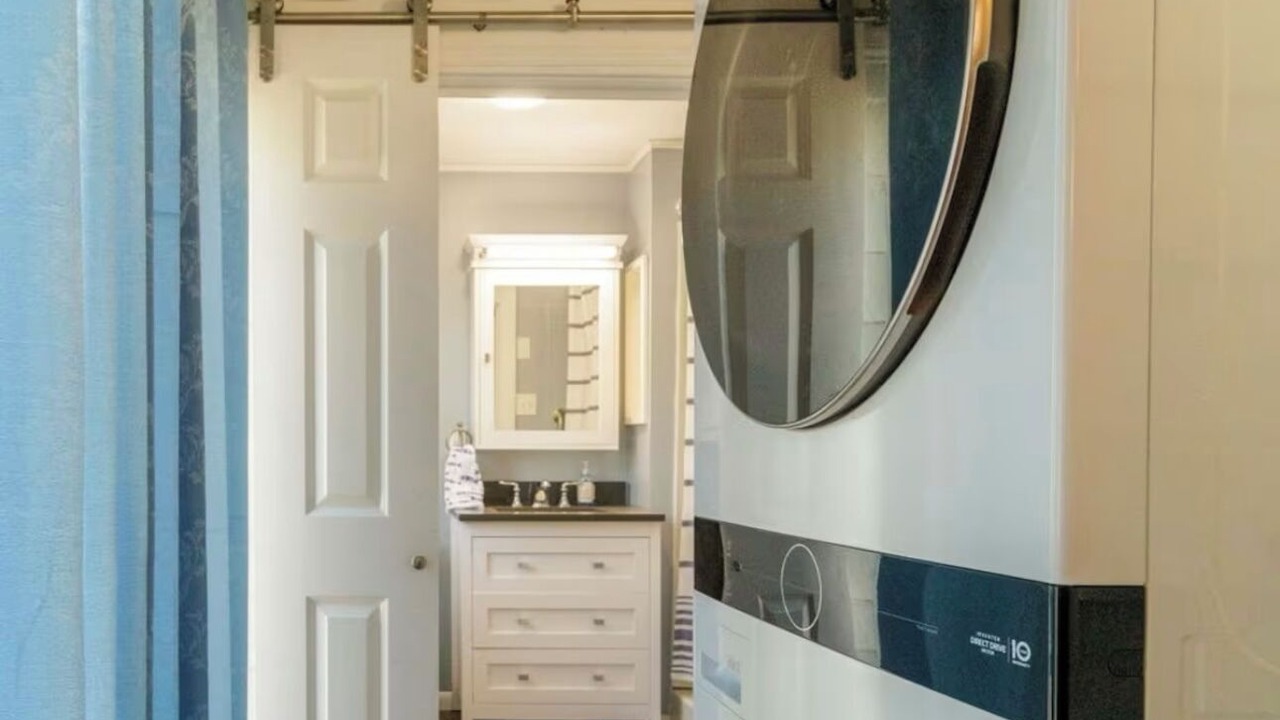 Photo of Bathroom in Saybrook Manor