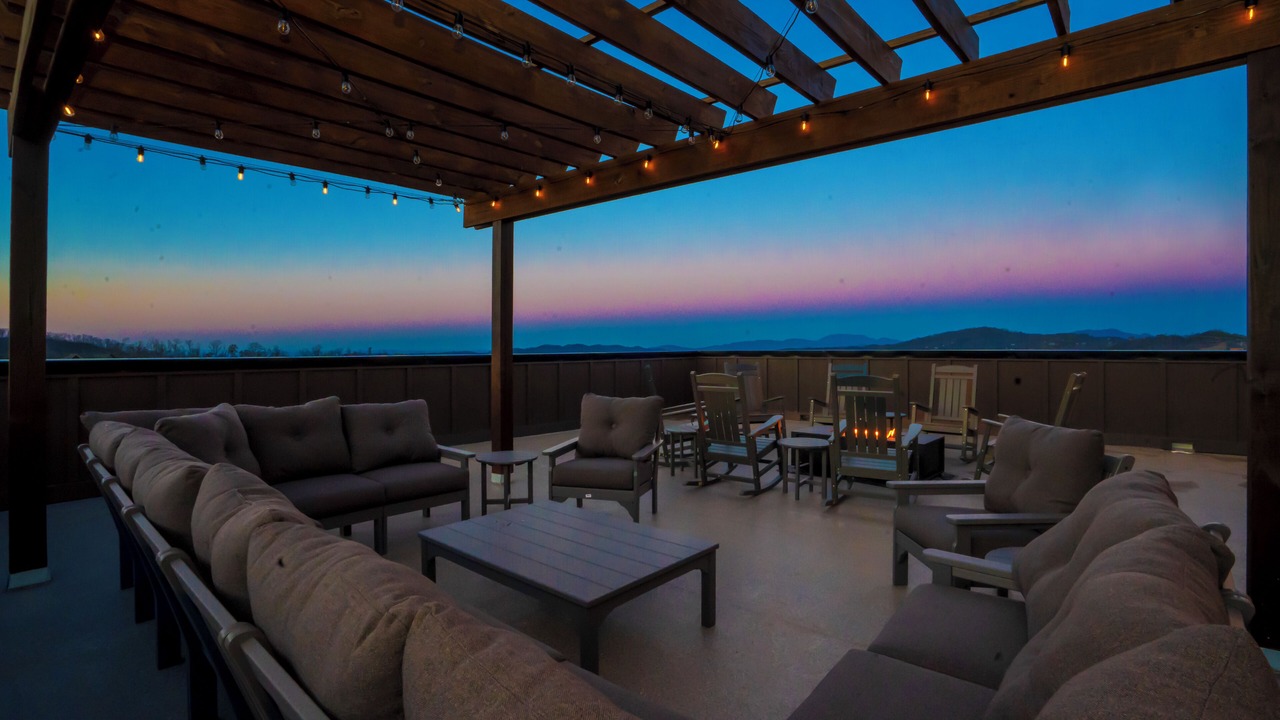 Photo of Patio Balcony in Chalet Village North