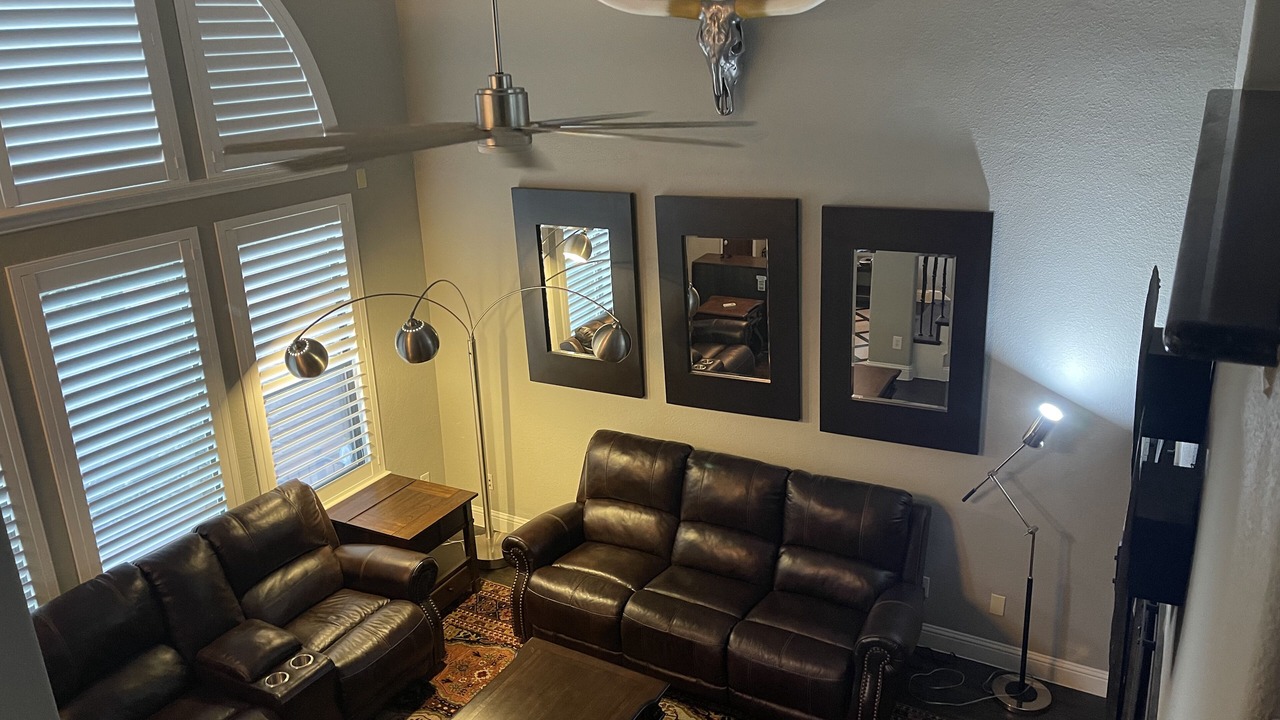 Photo of Livingroom in Legacy Park