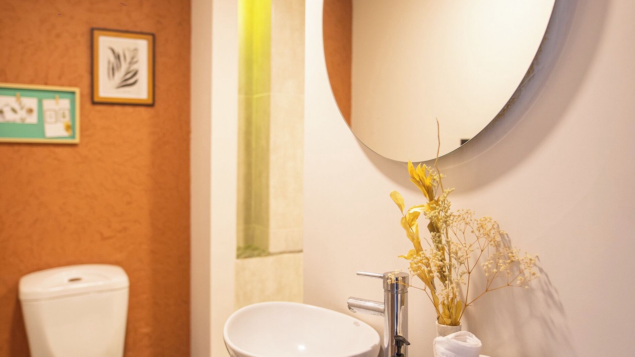 Photo of Bathroom in La Florida