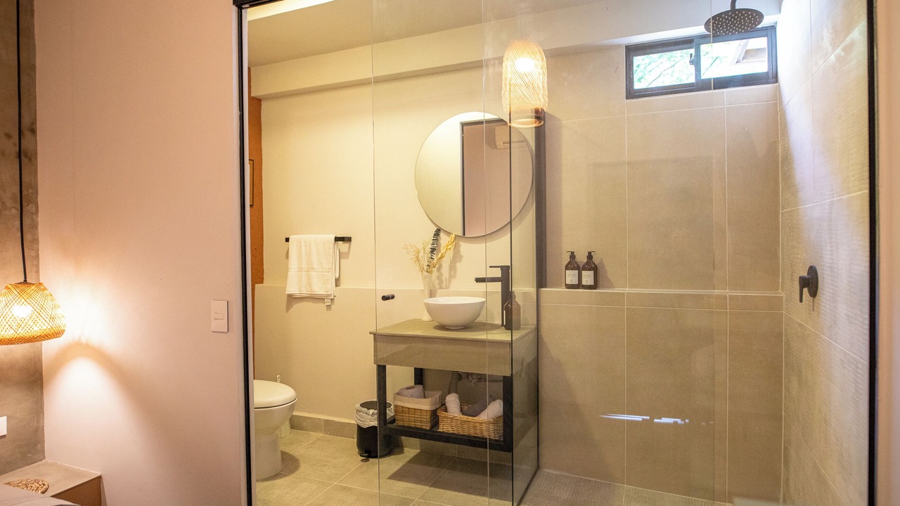 Photo of Bathroom in La Florida