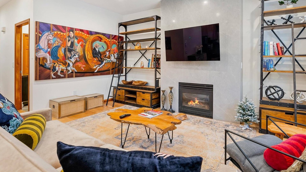 Photo of Livingroom in Blueberry Hill