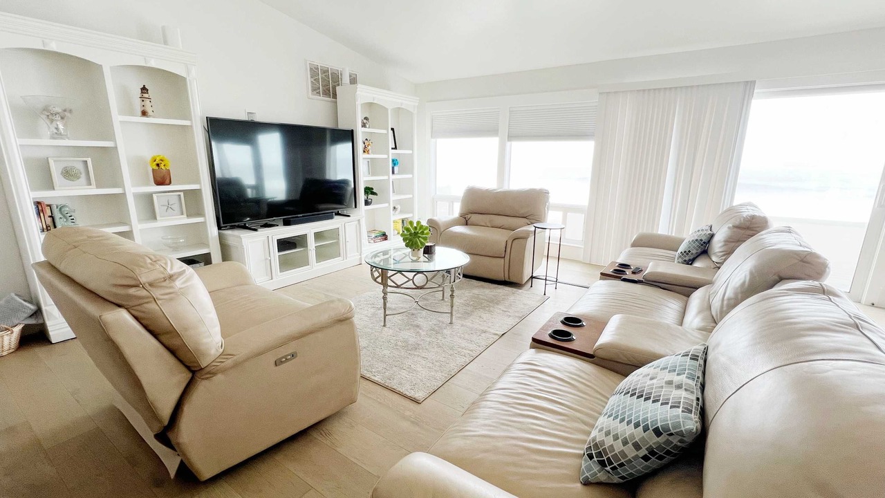 Photo of Livingroom in Sharp Park