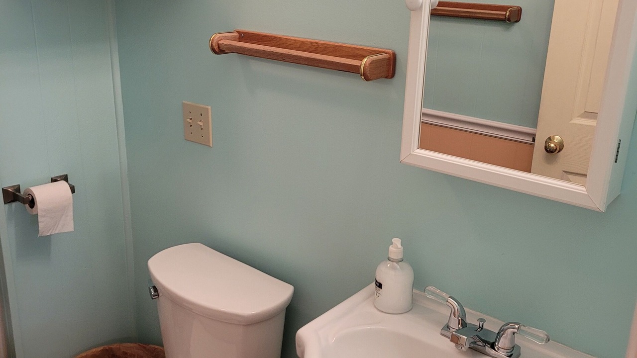 Photo of Bathroom in Frankfort