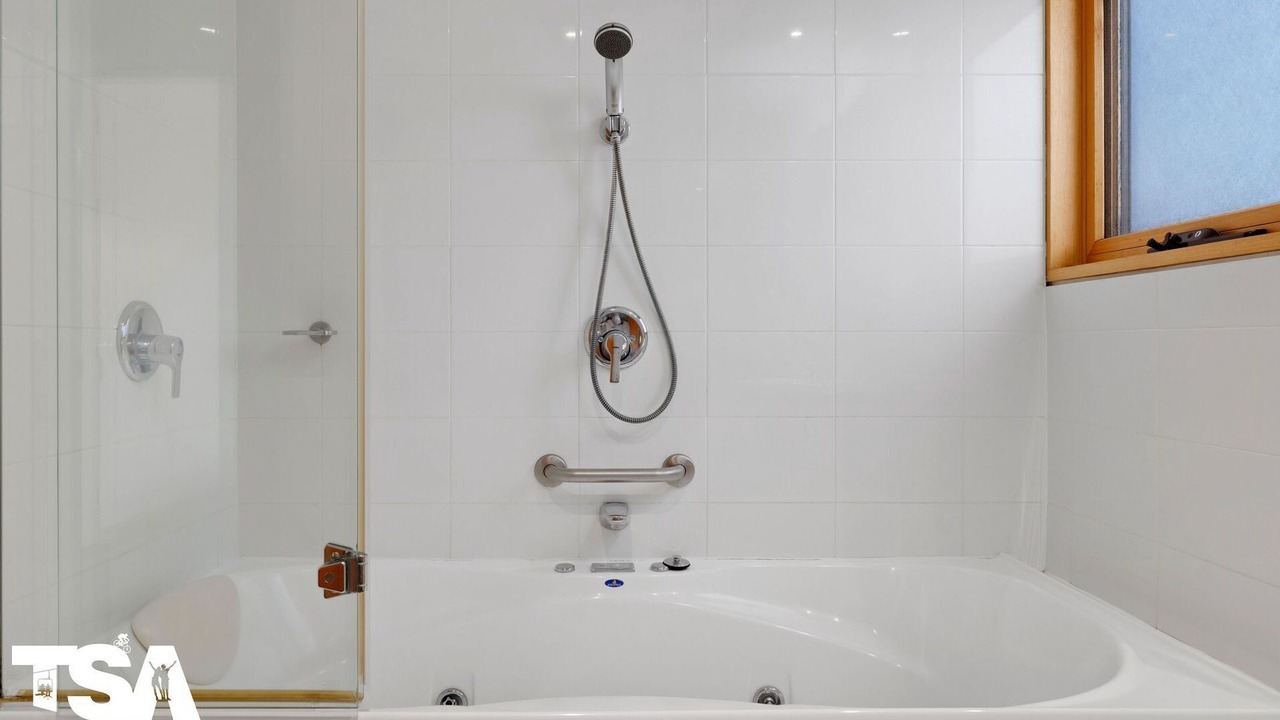 Photo of Bathroom in Thredbo