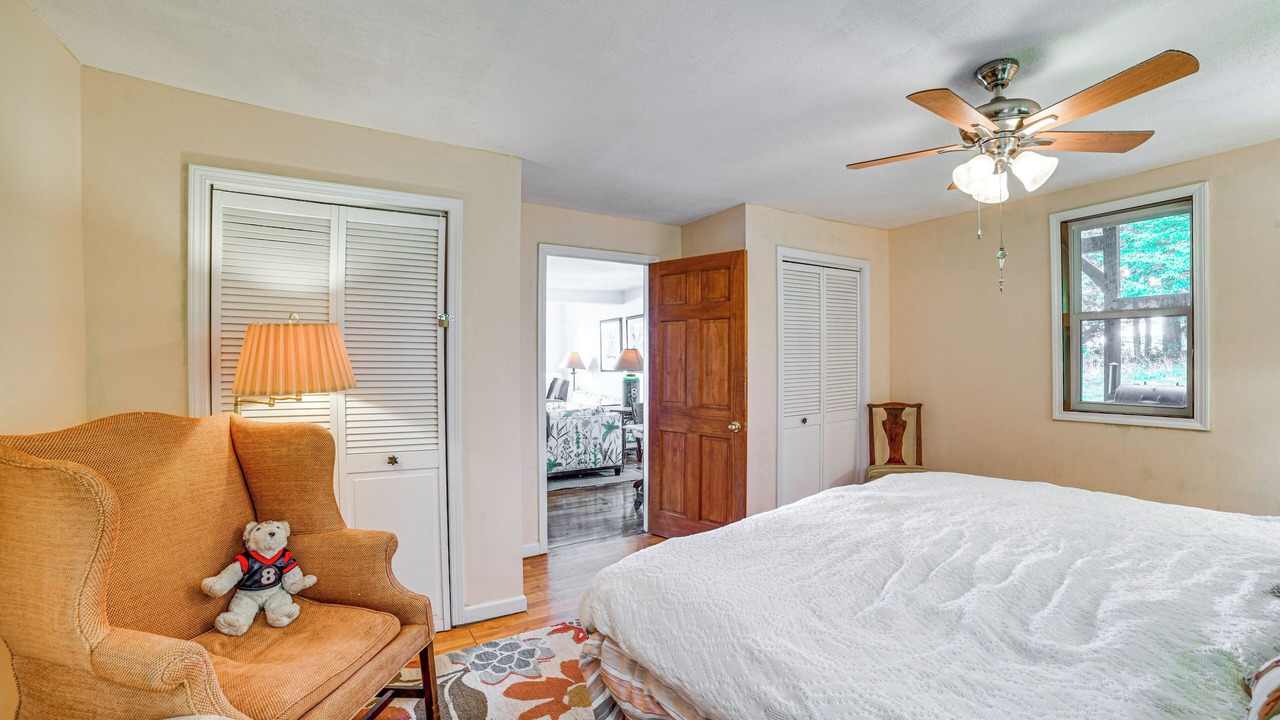 Photo of Bedroom in Hamilton
