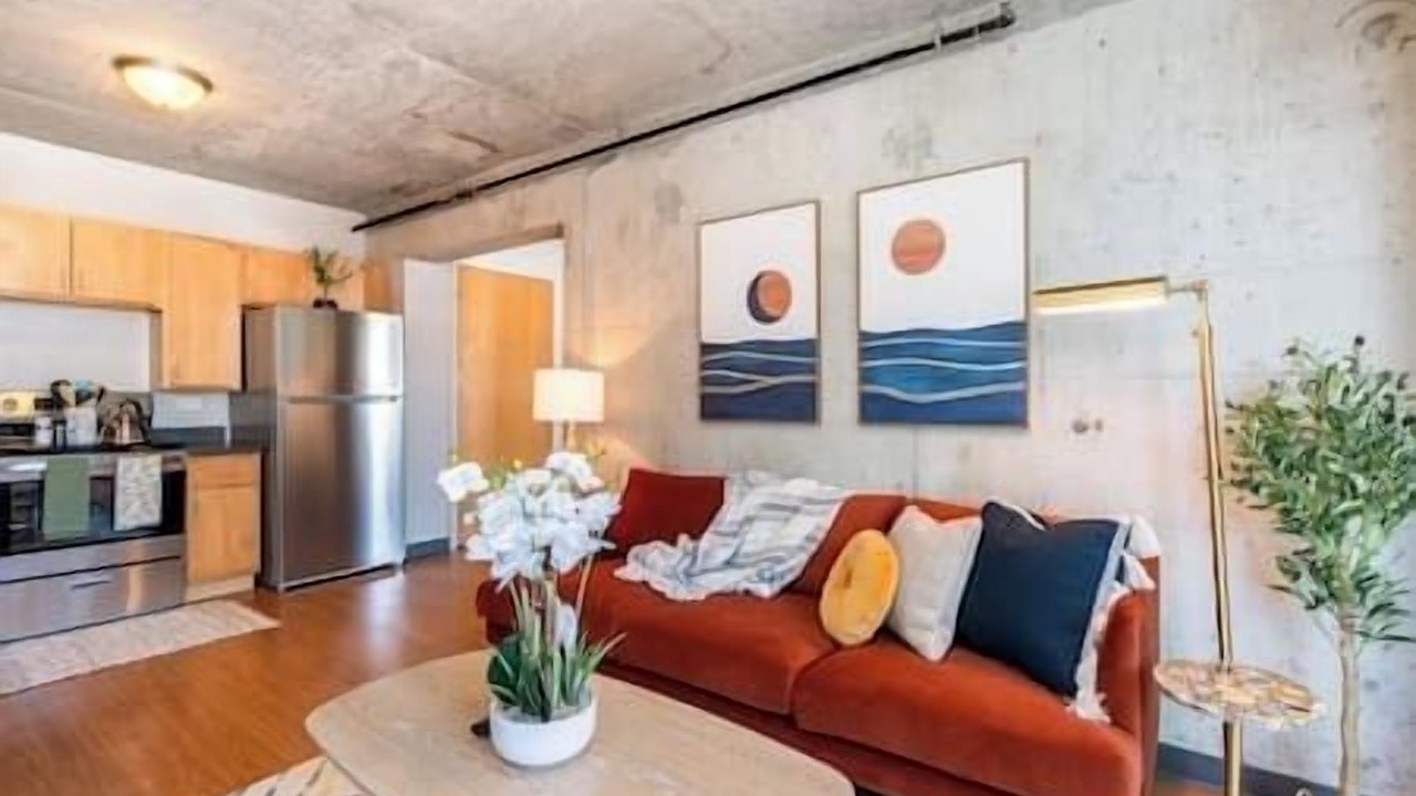 Photo of Livingroom in South Loop