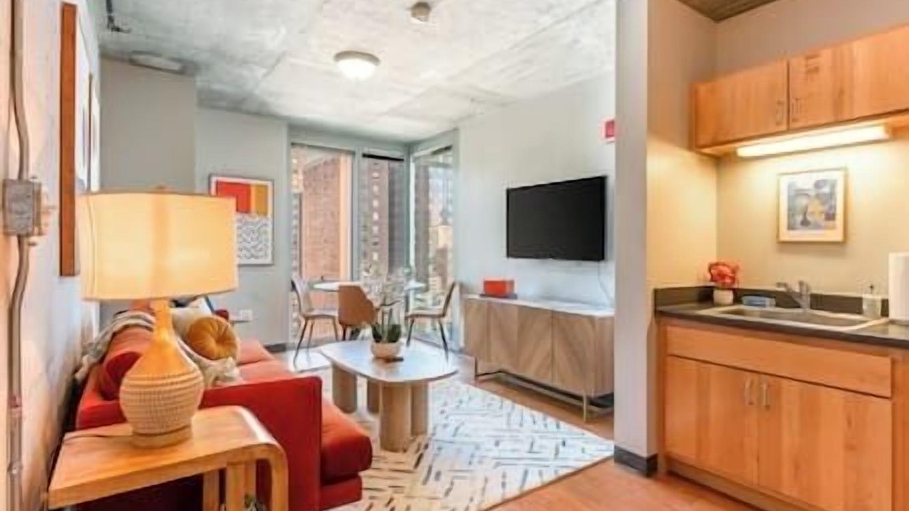 Photo of Livingroom in South Loop