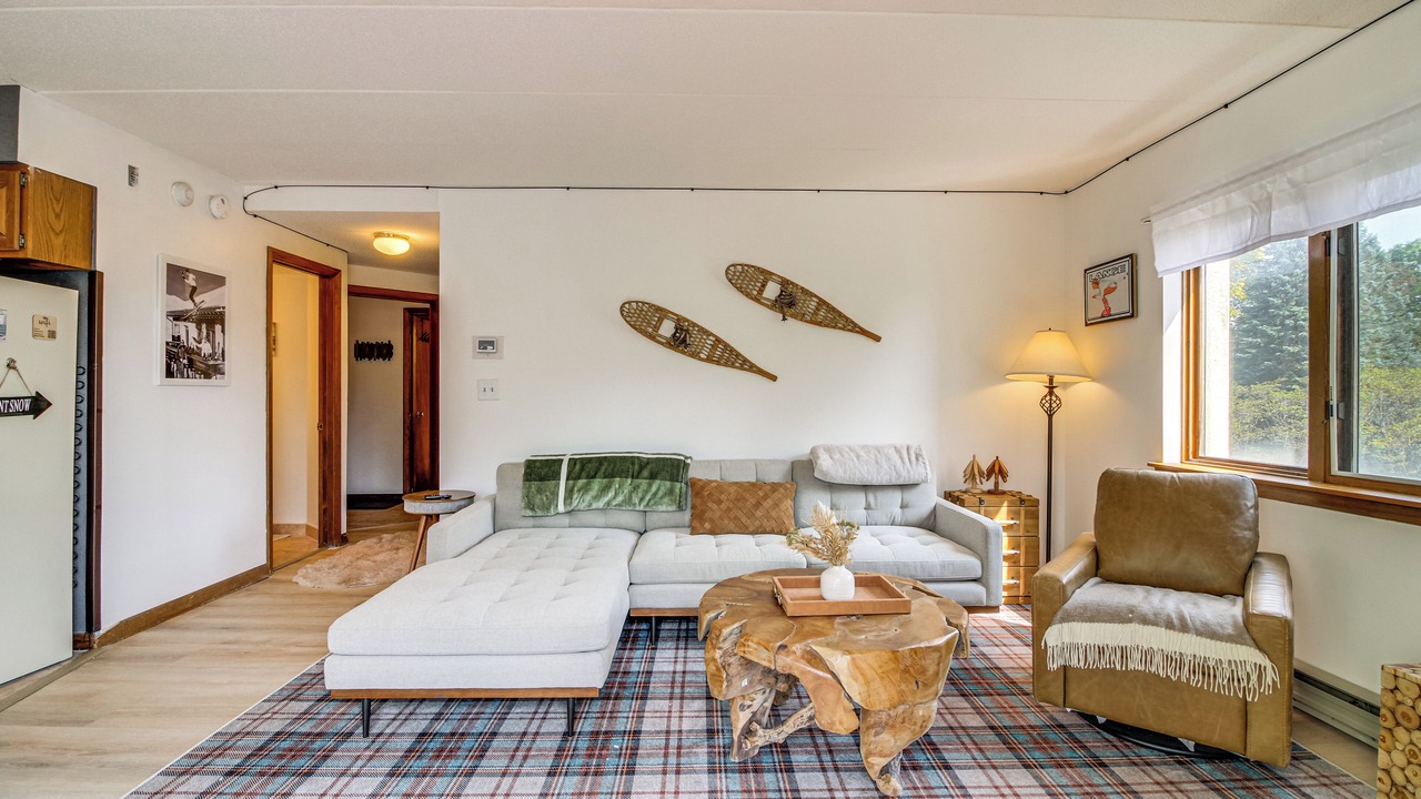 Photo of Livingroom in West Dover