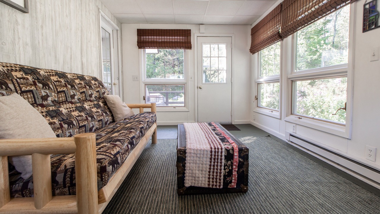 Photo of Livingroom in Hermantown
