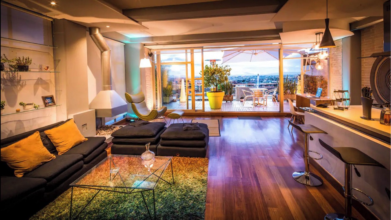 Photo of Livingroom in Financial District