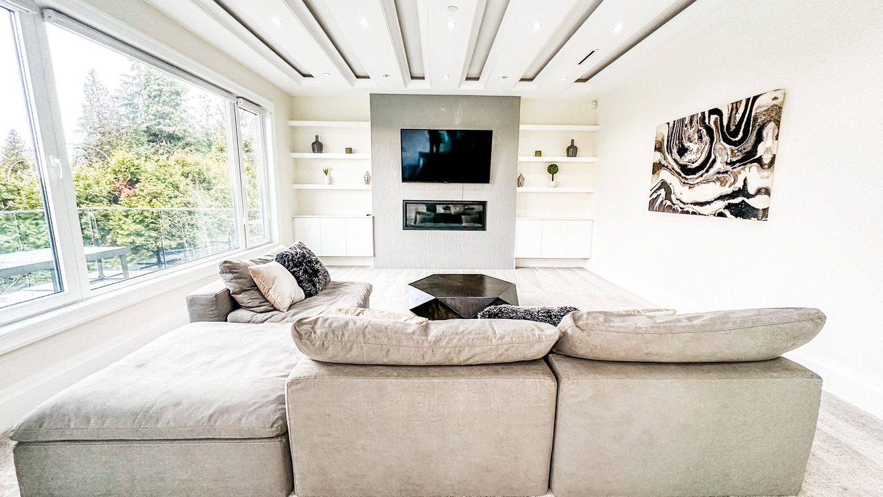Photo of Livingroom in Hollyburn