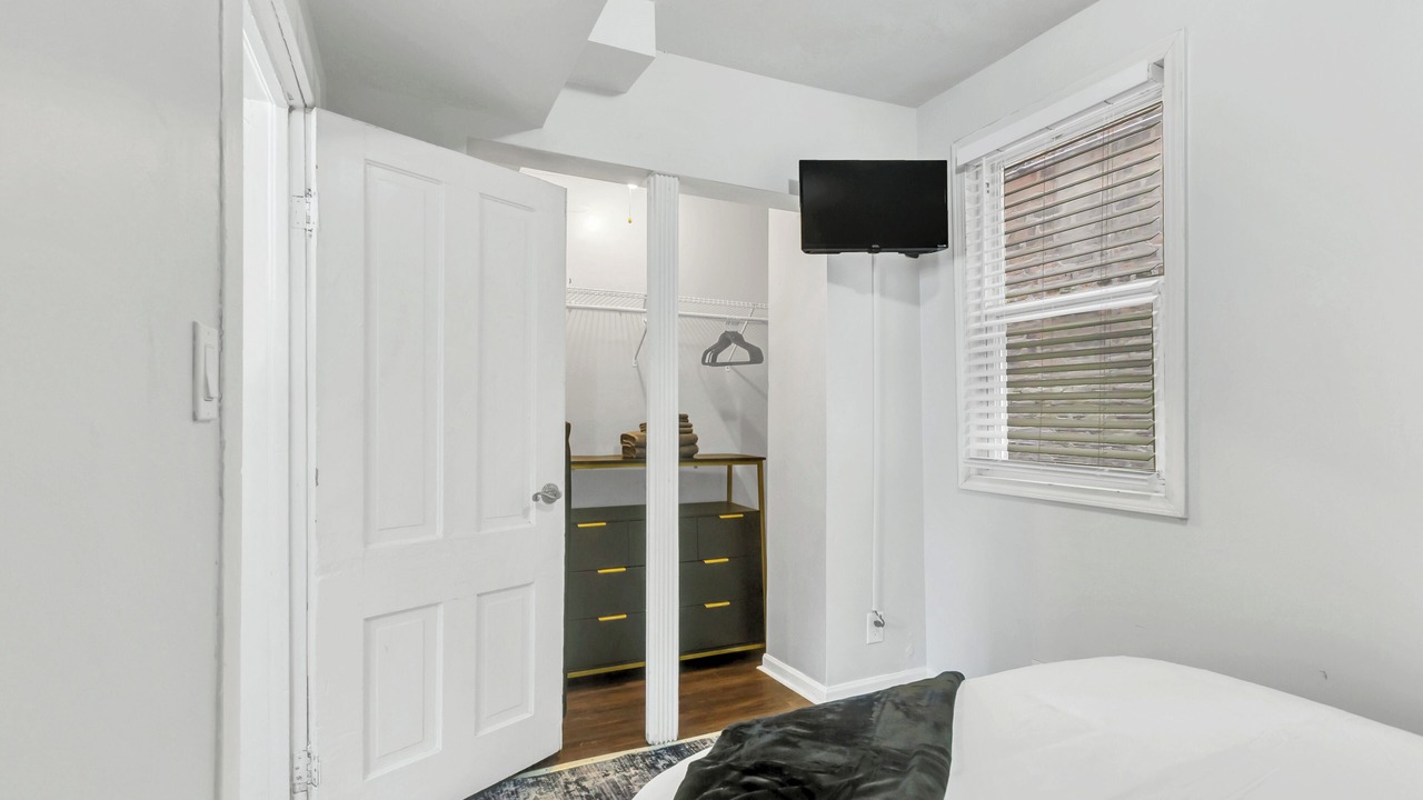 Photo of Bedroom in West Town