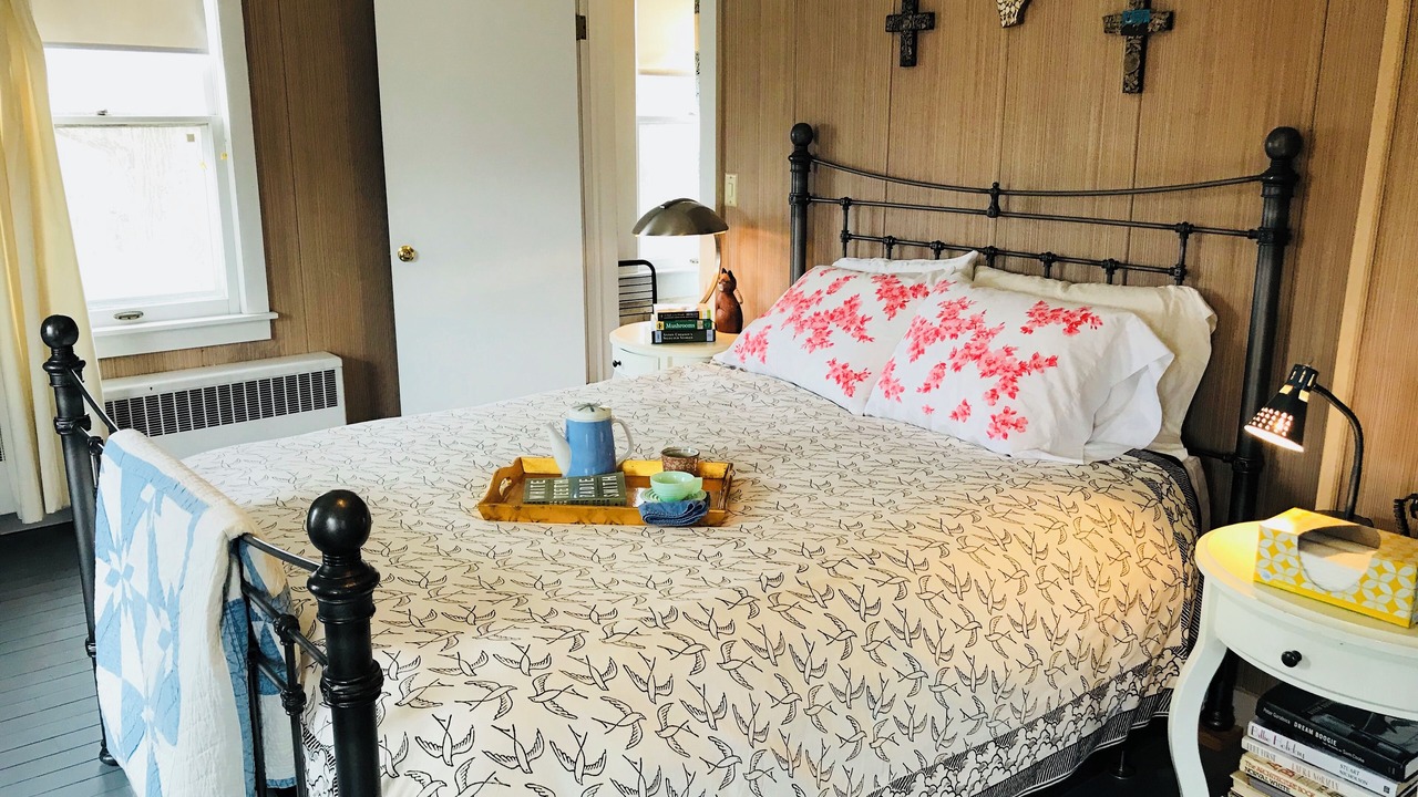 Photo of Bedroom in Roscoe
