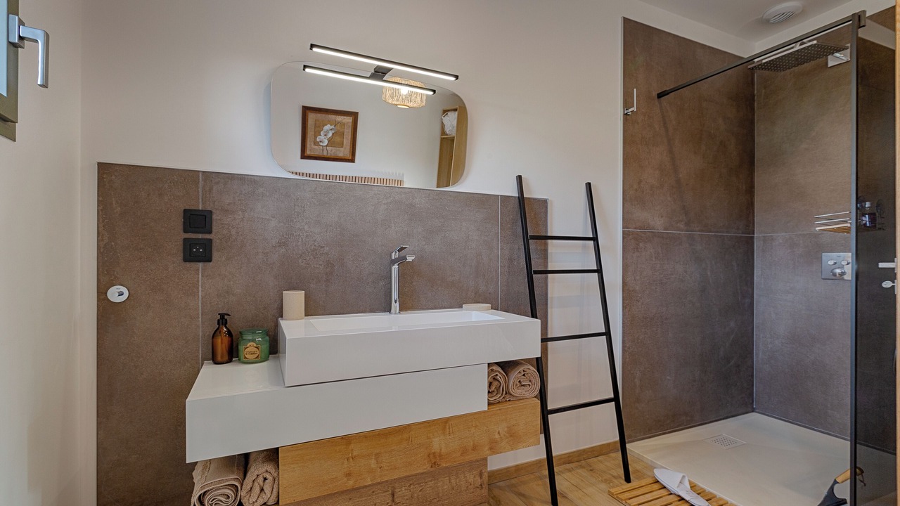 Photo of Bathroom in Vernosc-les-Annonay