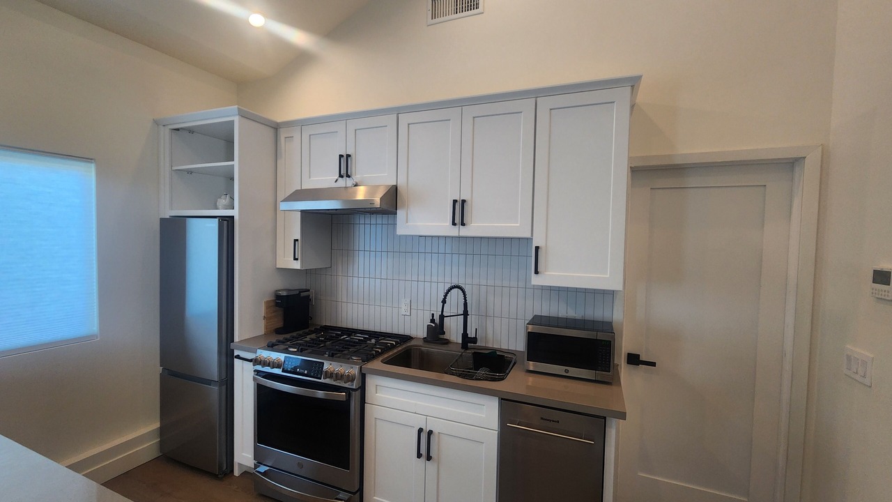 Photo of Kitchen in Ladera Heights