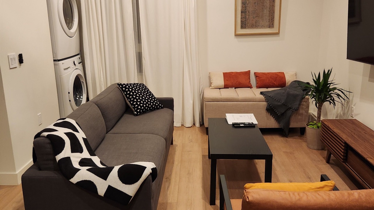 Photo of Livingroom in Ladera Heights