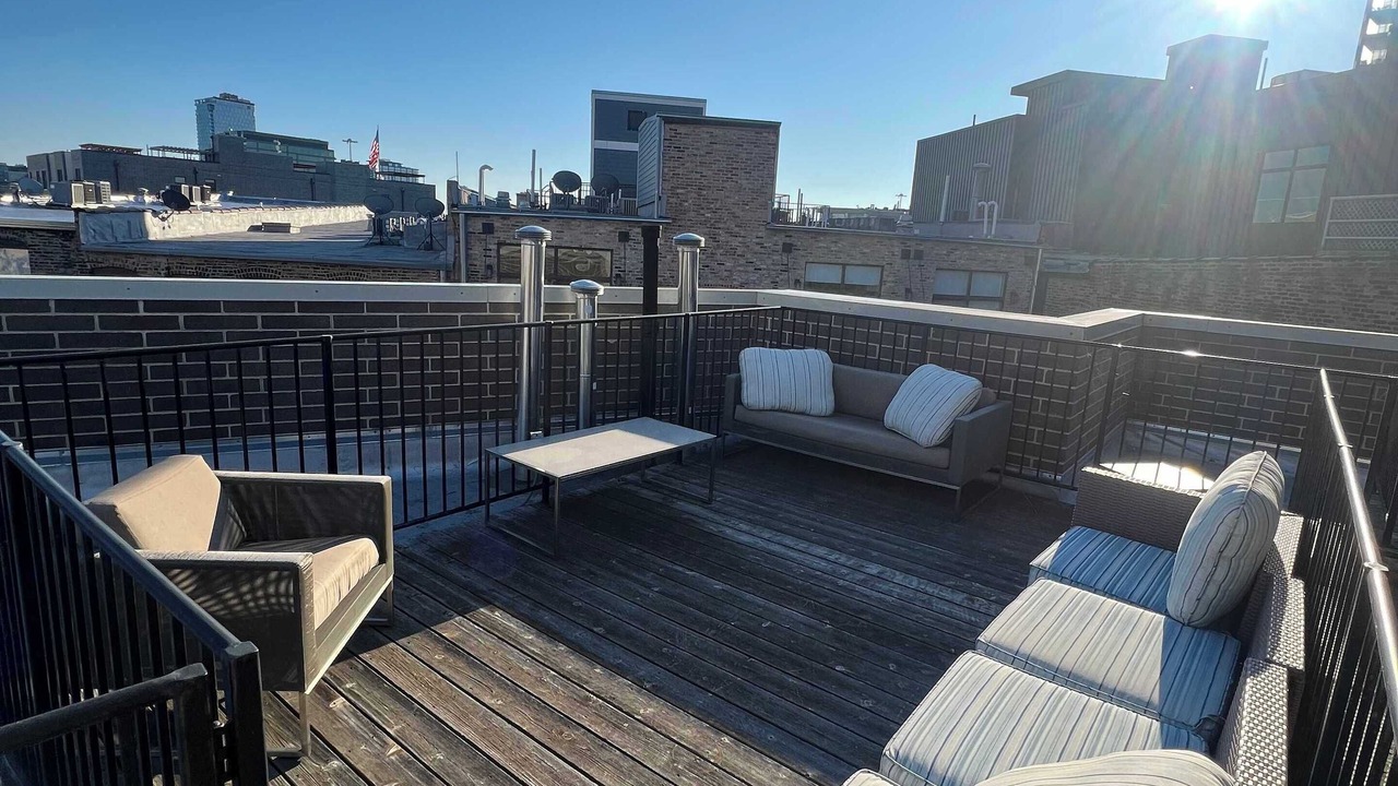 Photo of Outdoor in River West