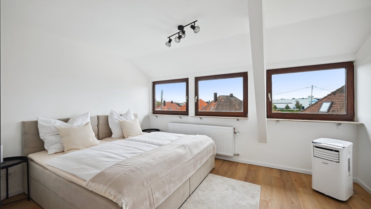 Photo of Bedroom in West