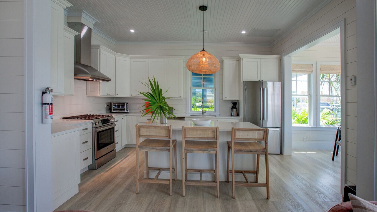 Photo of Kitchen in Lubbers Quarters Cay