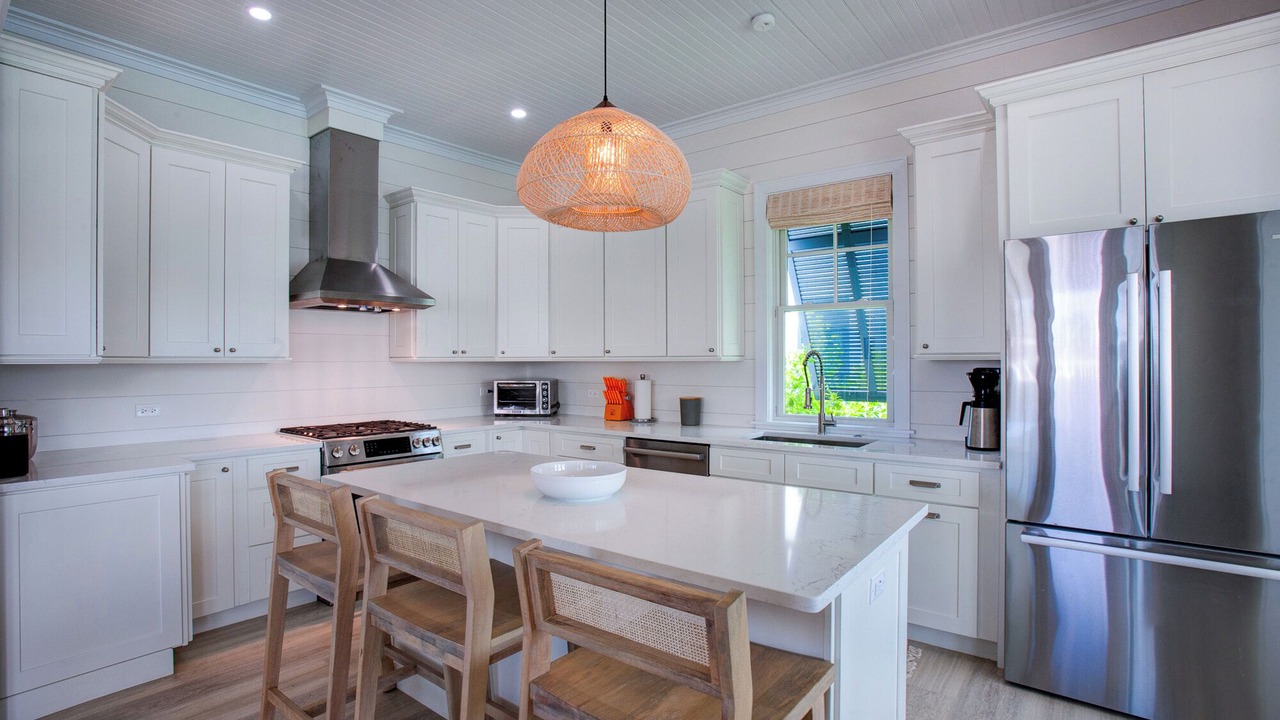 Photo of Kitchen in Lubbers Quarters Cay