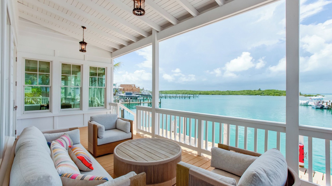 Photo of Patio Balcony in Lubbers Quarters Cay