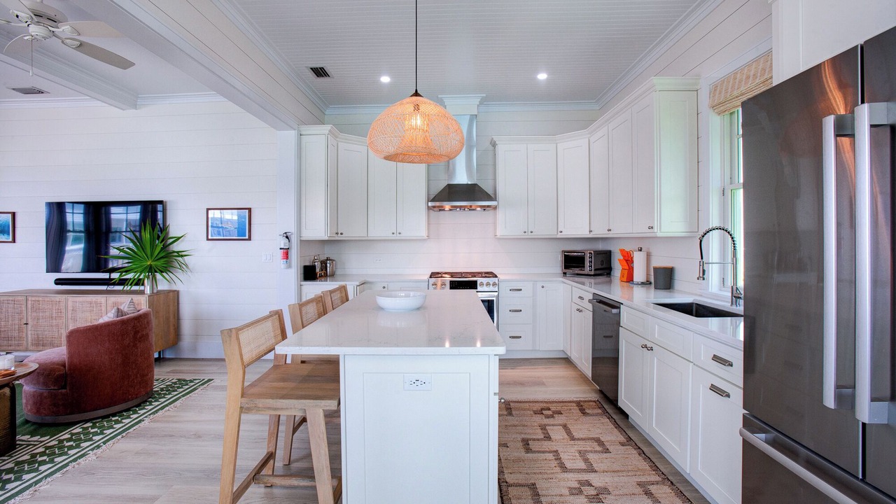 Photo of Kitchen in Lubbers Quarters Cay