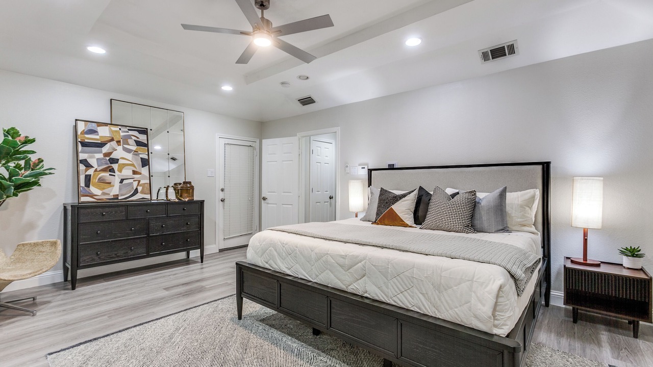 Photo of Bedroom in Rowlett