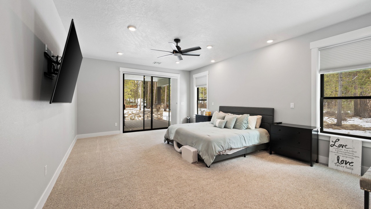 Photo of Bedroom in Three Rivers