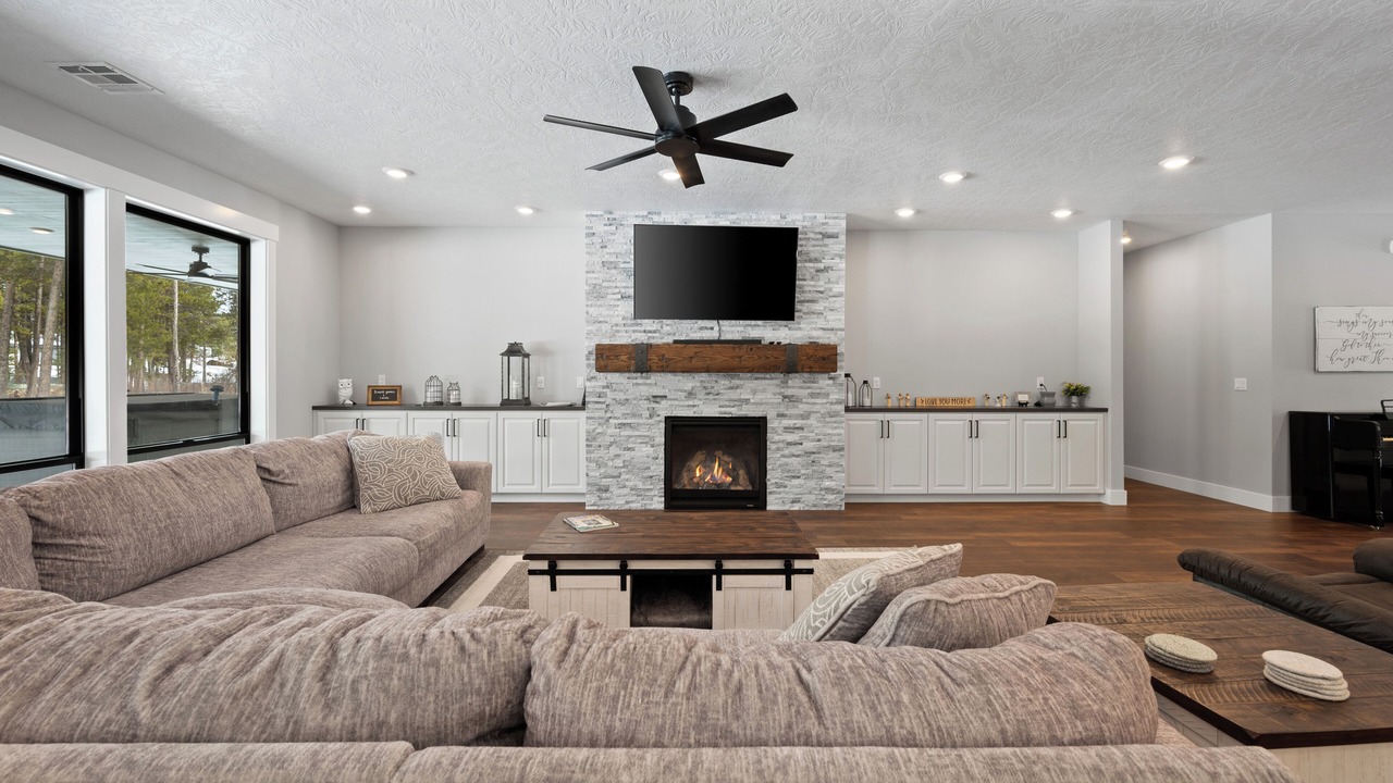 Photo of Livingroom in Three Rivers