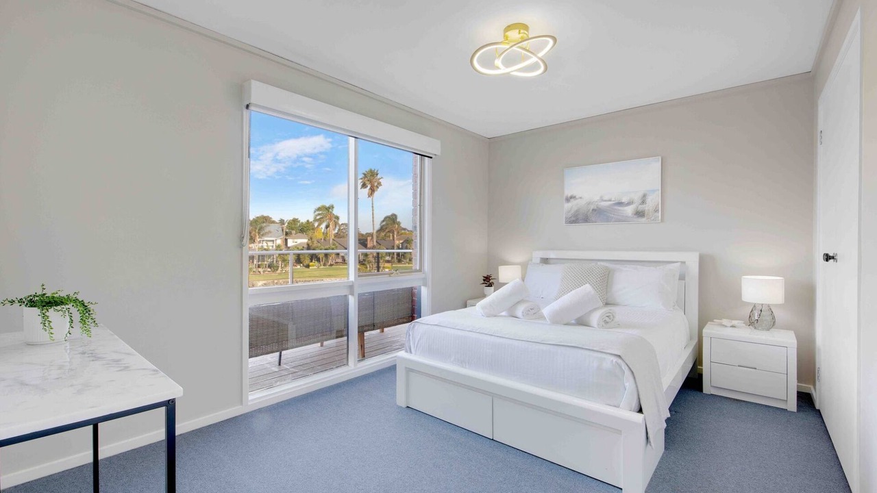 Photo of Bedroom in Patterson Lakes