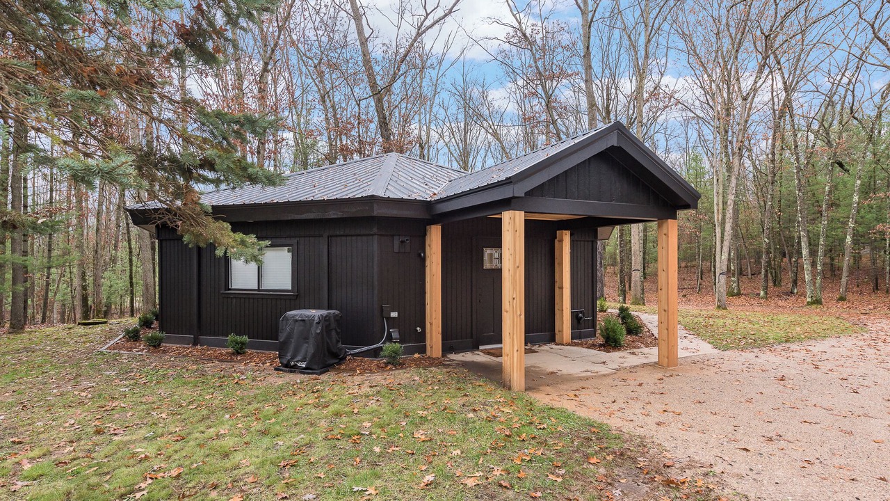 Photo of Outdoor in Baldwin