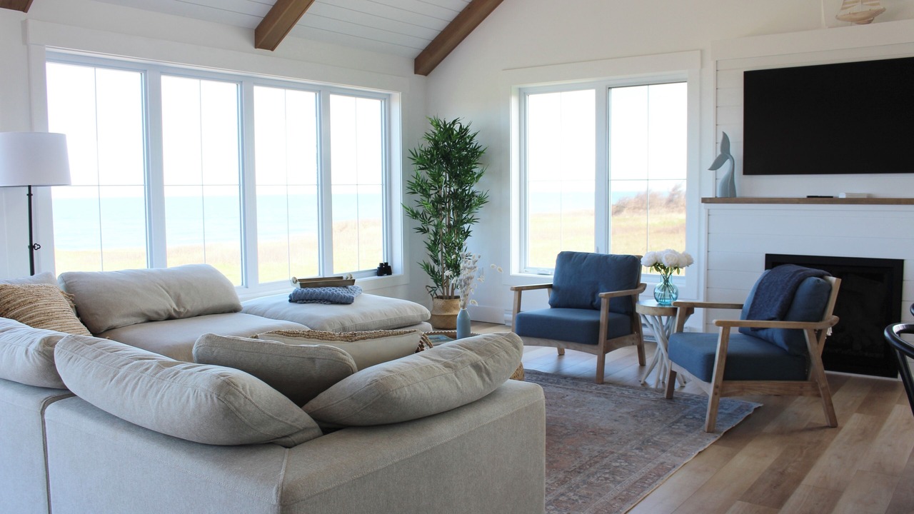 Photo of Livingroom in French River