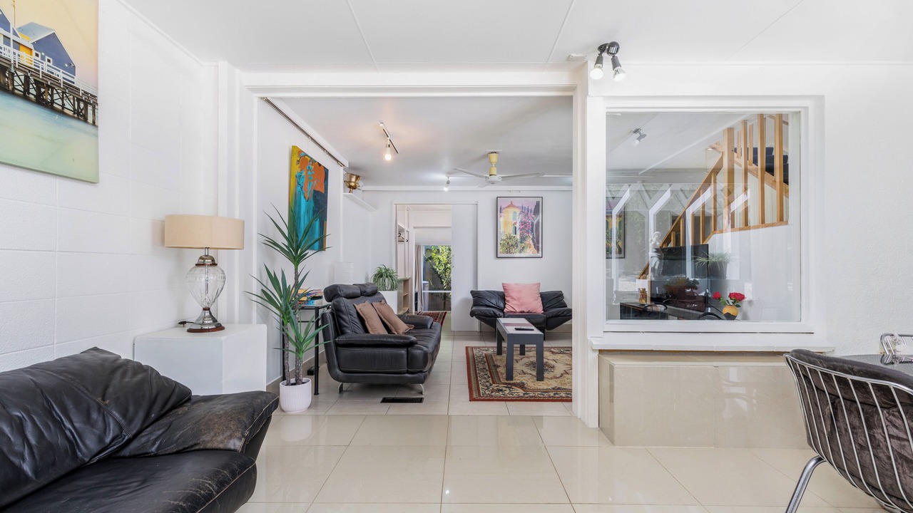 Photo of Livingroom in Yarralumla