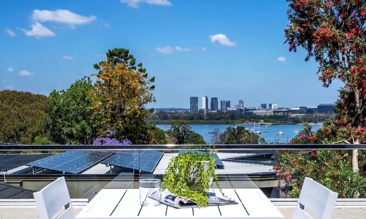 Photo of Outdoor in Putney