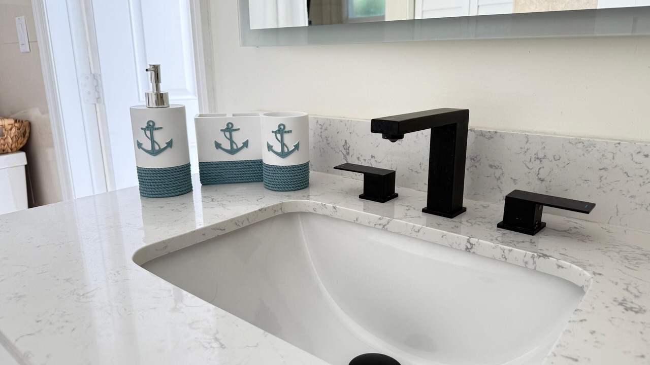 Photo of Bathroom in Alice Town