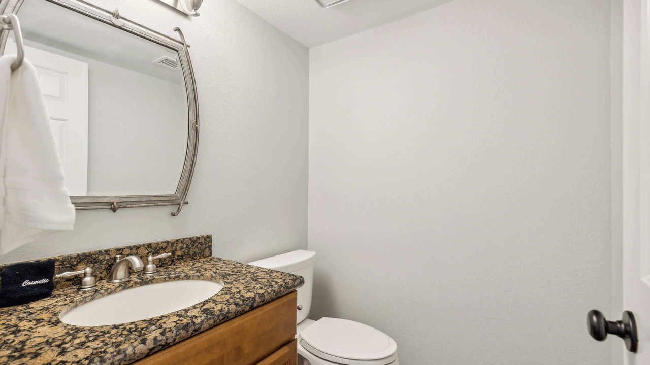 Photo of Bathroom in Red Mountain Ranch