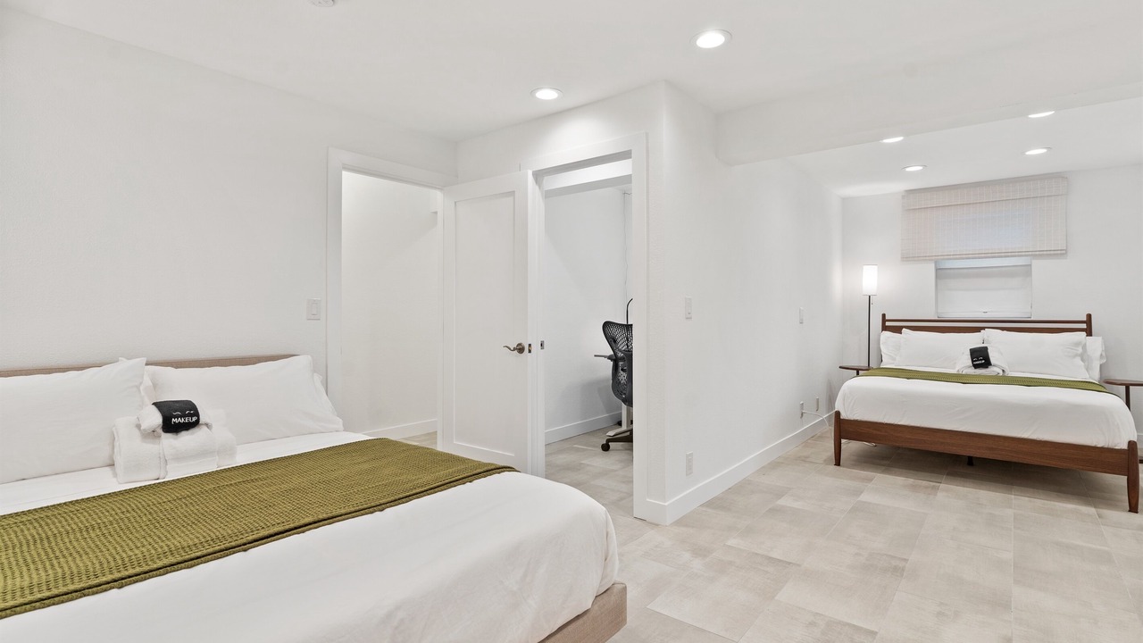 Photo of Bedroom in Park Pacifica