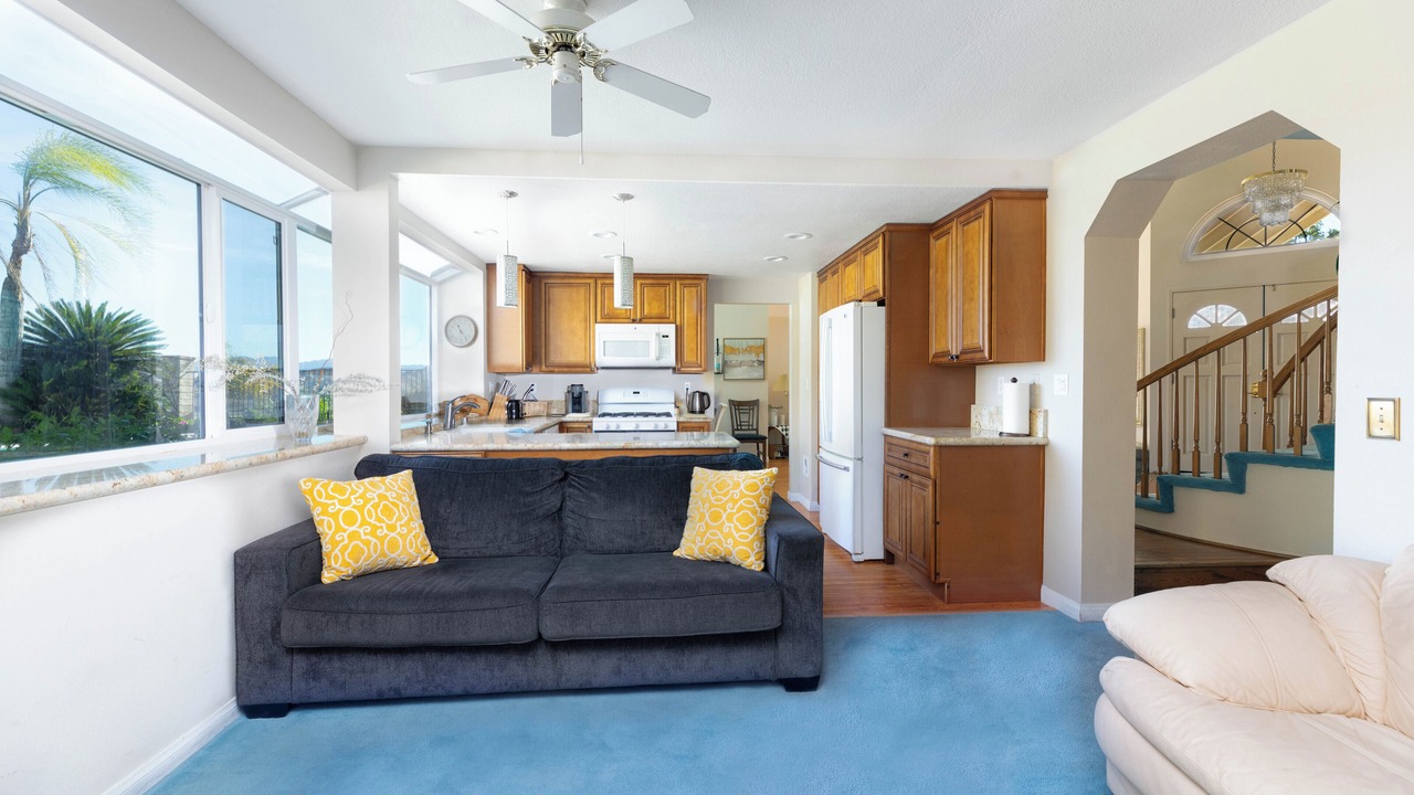 Photo of Livingroom in Castaic