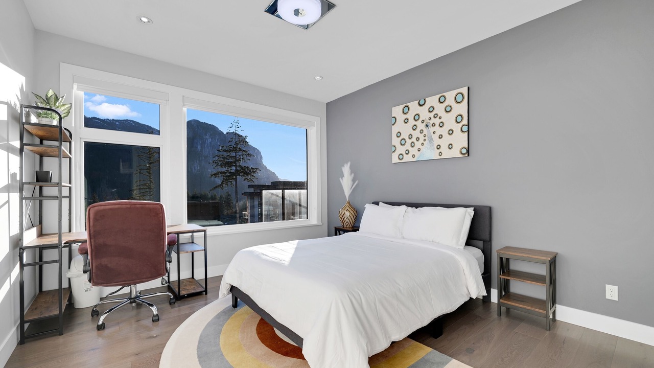 Photo of Bedroom in Squamish