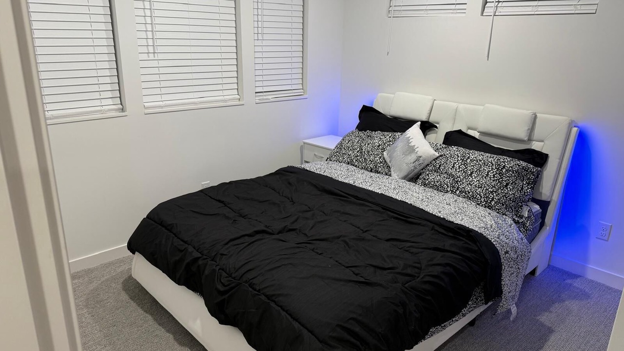 Photo of Bedroom in Alki