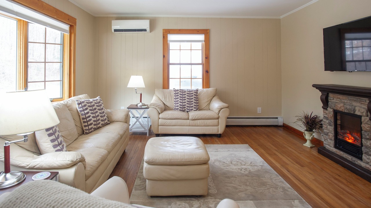 Photo of Livingroom in White Mills
