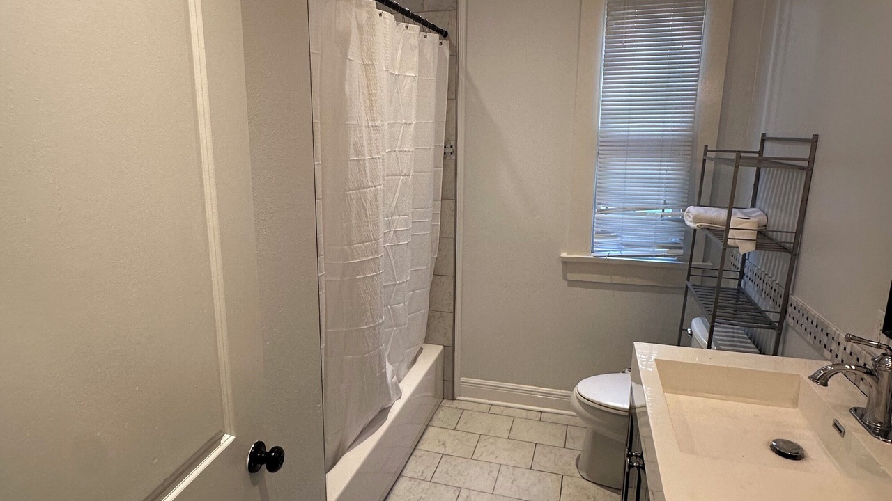 Photo of Bathroom in Broadmoor