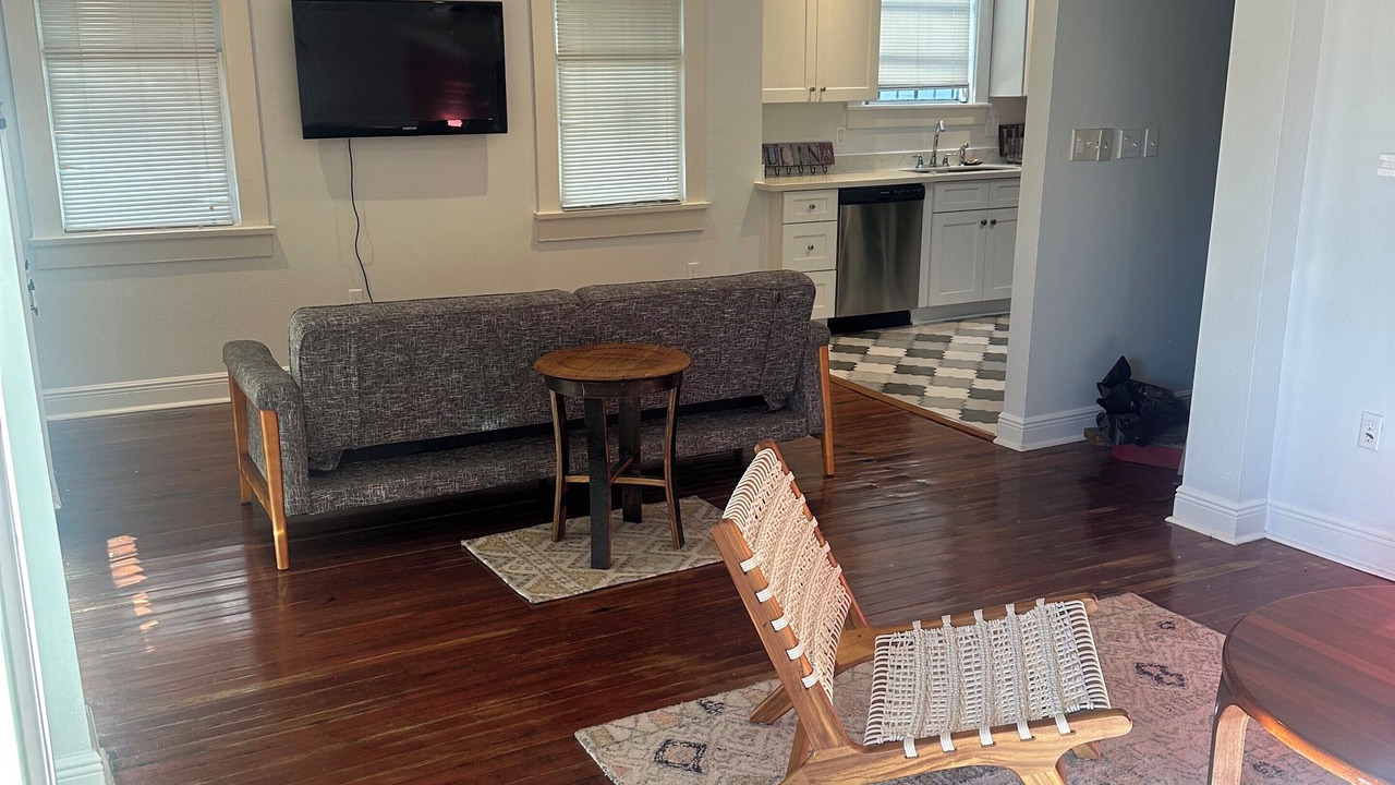 Photo of Livingroom in Broadmoor