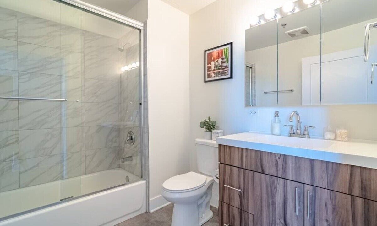 Photo of Bathroom in Near South Side