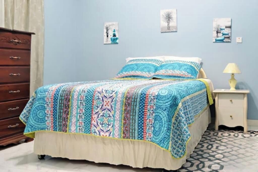 Photo of Bedroom in Caribbean Estates